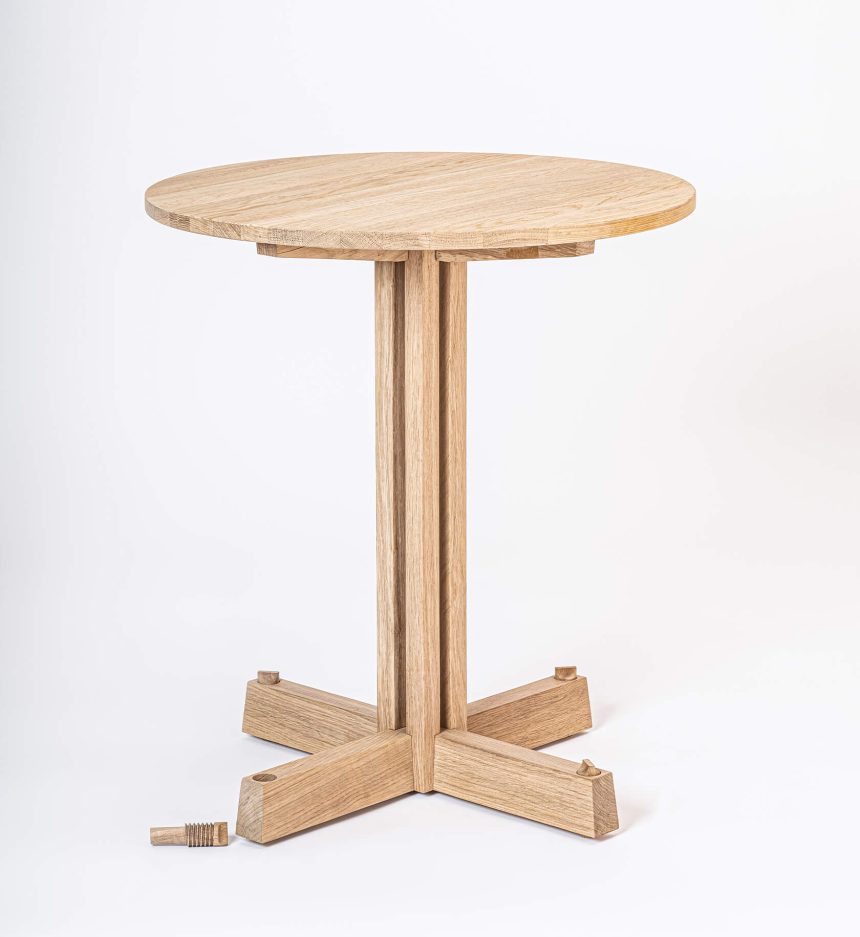 Table V.AS.01 by Verk